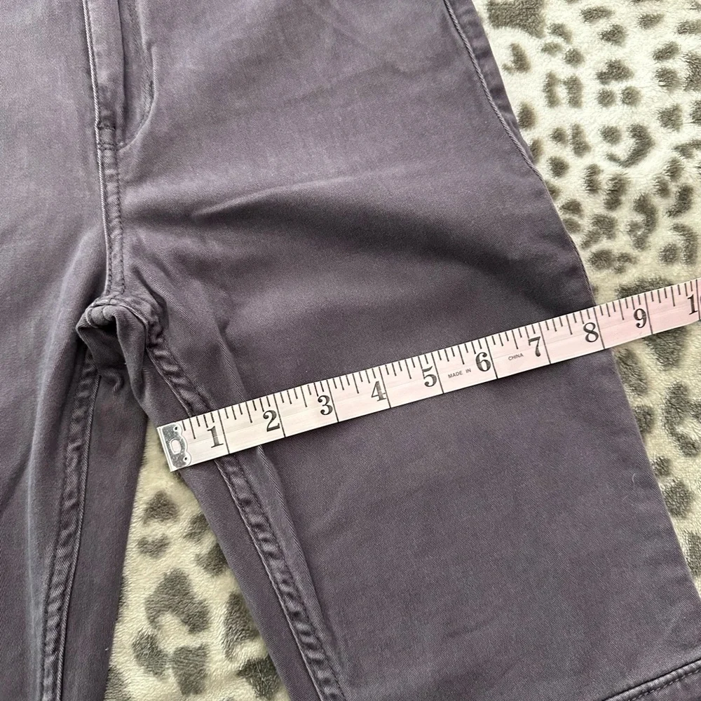 Hollister Crop High Rise Fray Bottom Pants in Gray Purple Size 0 24W